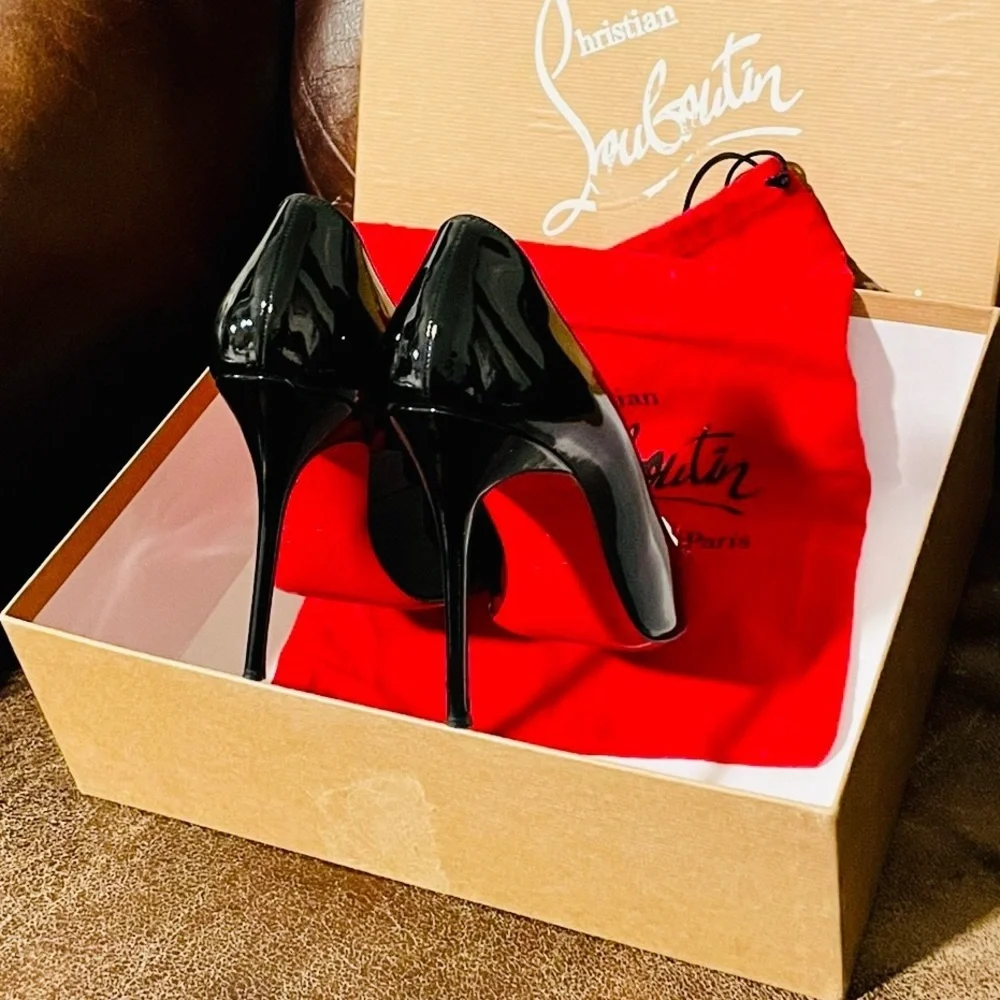 Christian Louboutin Kate 100mm Cherry Red Spikes. EU37 Blinding patent black.